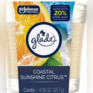GLADE Coastal Sunshine Citrus Candle 4.8oz